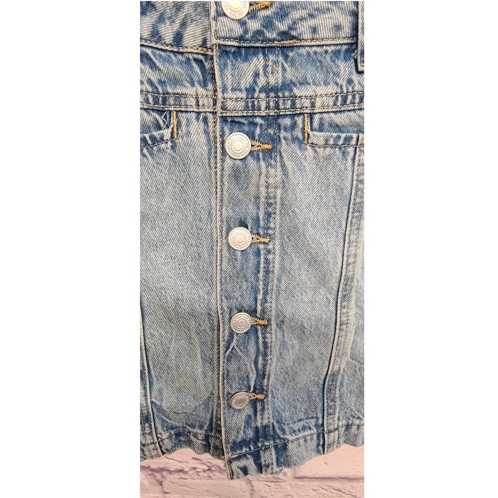 WE THE FREE Denim Button Front‎ Distressed Mini Skort Blue - Picture 2 of 5